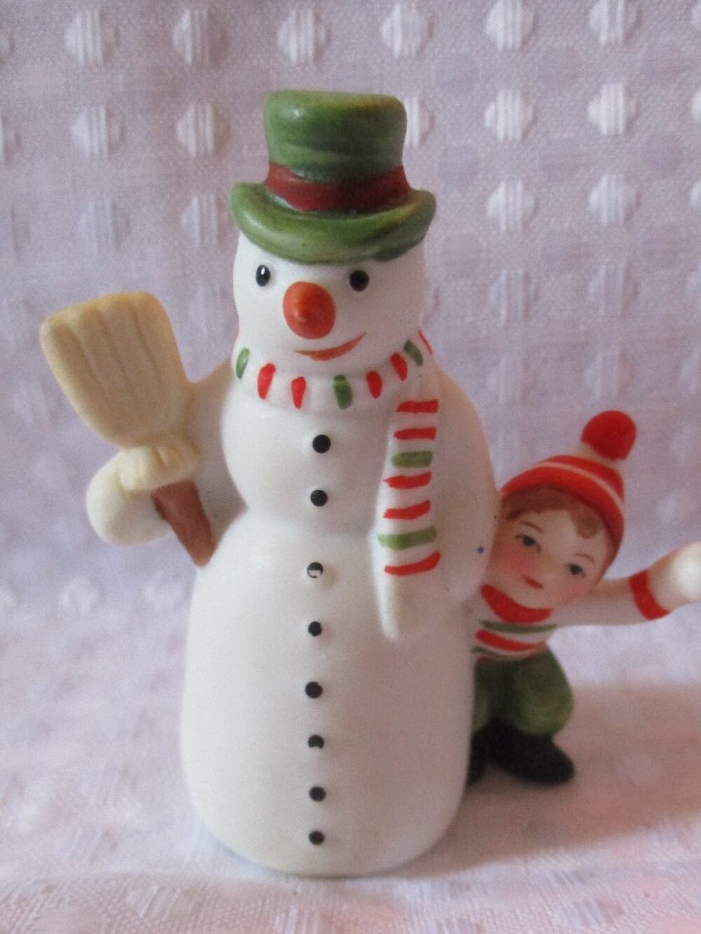 Vtg 1986 Lefton Christmas Snowman & Child Throwing Snowball Figurine Collectible